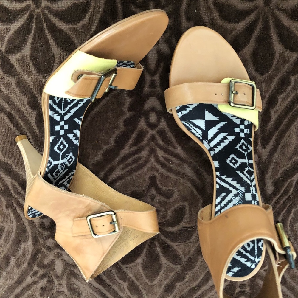 Two tone sandals